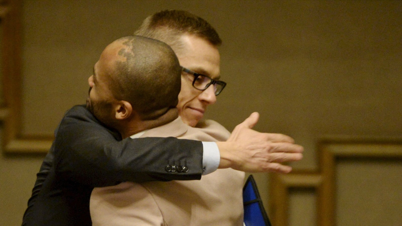 cheats/2014/11/28/finland-legalizes-gay-marriage/141128-finland-gay-cheat_bnjr44