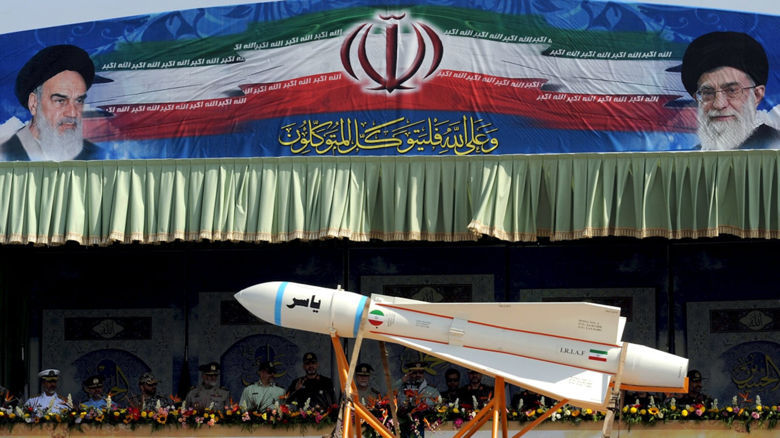 articles/2012/01/27/gop-candidates-are-wrong-to-urge-a-second-front-war-in-iran/iran-afghanistan-riedel_sujsbu