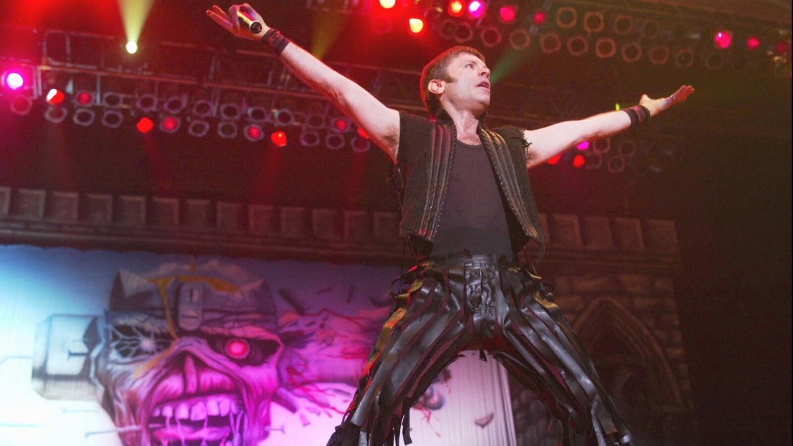 articles/2015/09/04/iron-maiden-singer-vanquishes-sex-cancer/150904-joiner-iron-maden-cancer-tease_j5000a