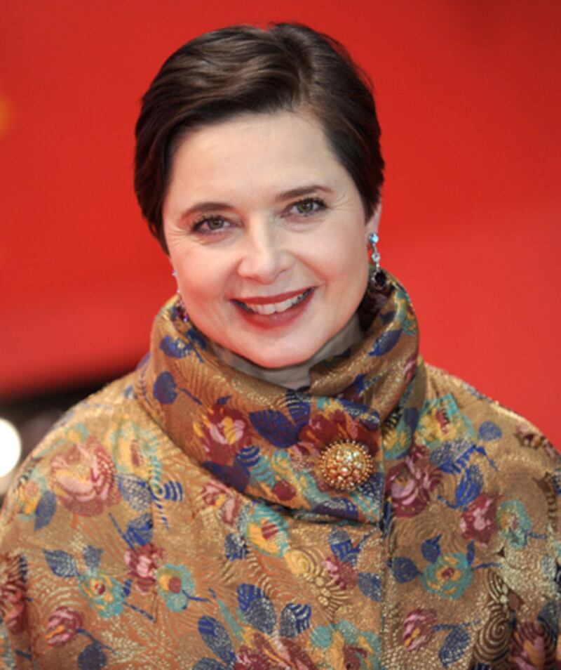 galleries/2011/12/09/stars-who-have-sworn-off-plastic-surgery-photos/isabella-rossellini-celebs-against-plastic-surgery_y37dtj
