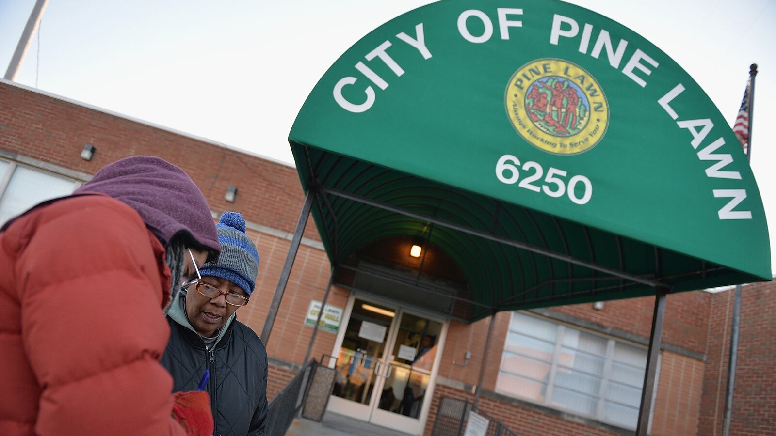 articles/2015/04/07/black-officials-fleece-ferguson-s-neighboring-town/150406-glawe-ferguson-town-tease_stnkxf