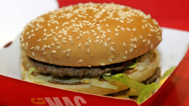articles/2013/08/01/the-mcpoverty-calculator/130731-fast-food-wages-gross-tease_ai9yum