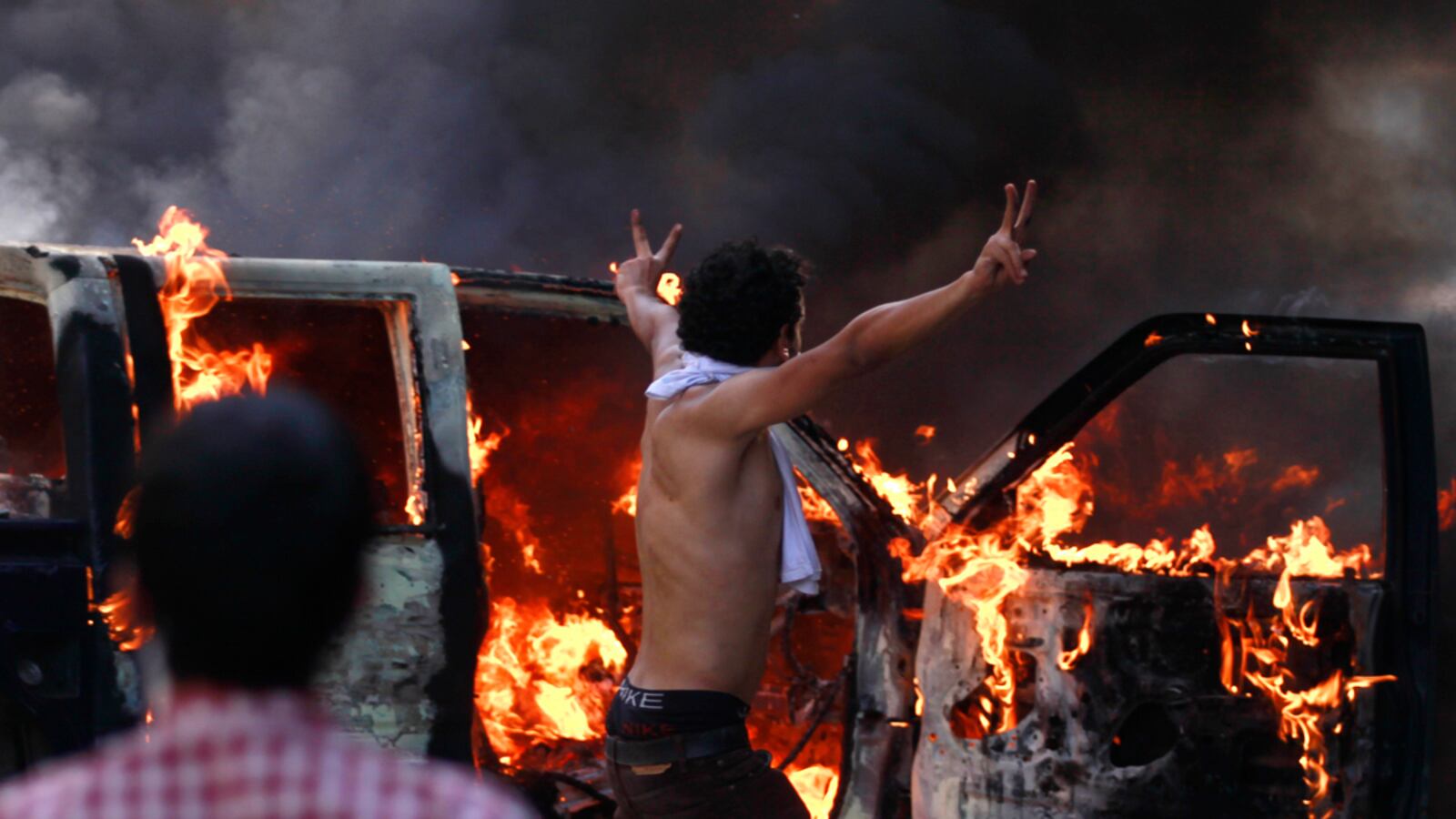 cheats/2012/09/14/cairo-clashes-intensify/violence-cairo-egypt-film-cheat_e60tpr