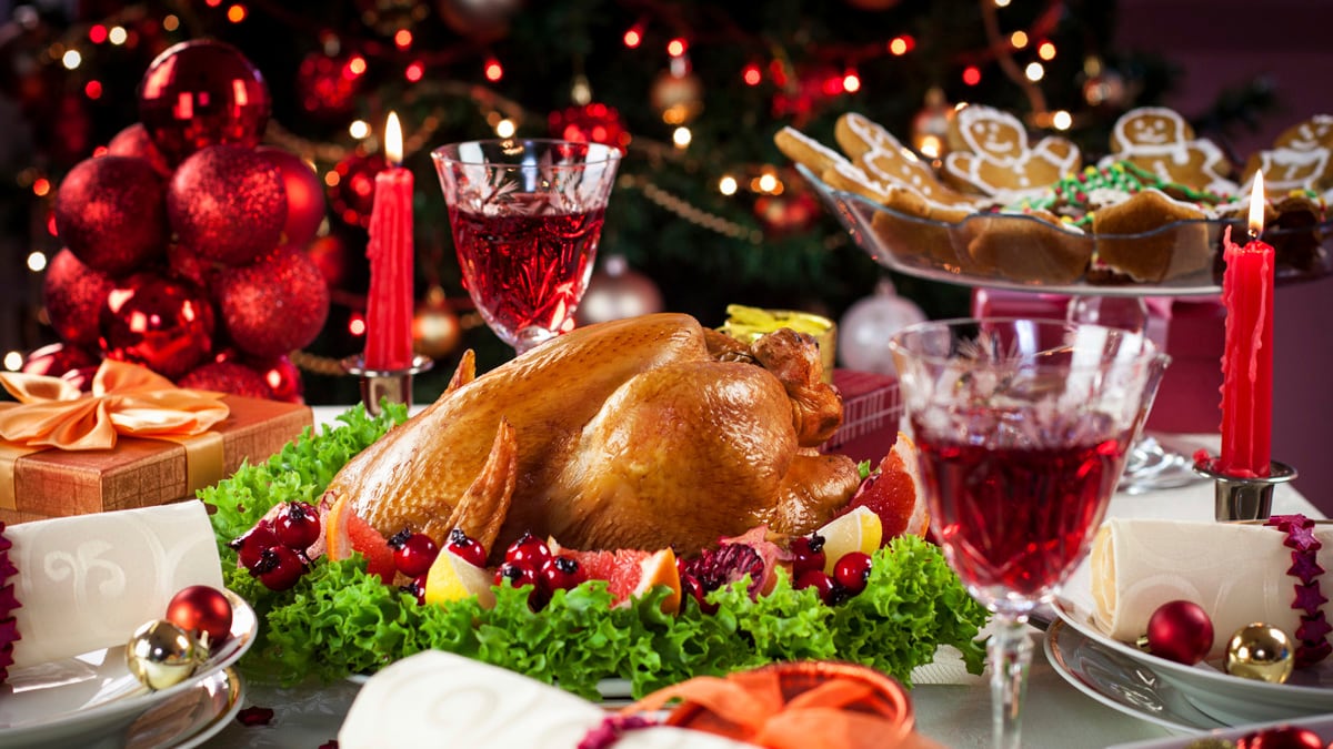 articles/2012/12/13/the-2012-annual-kithen-gift-guide/mcardle-gift-kitchen-tease_v6z4f9