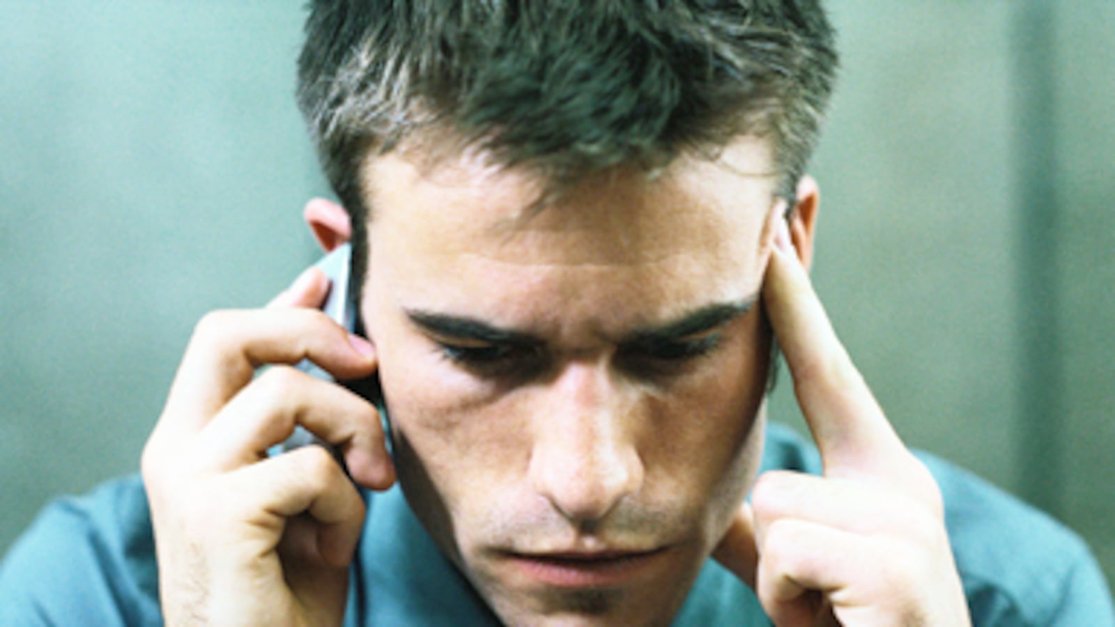 articles/2011/06/02/do-cell-phones-cause-infertility/begley-cell-phones_184726_lqokpa