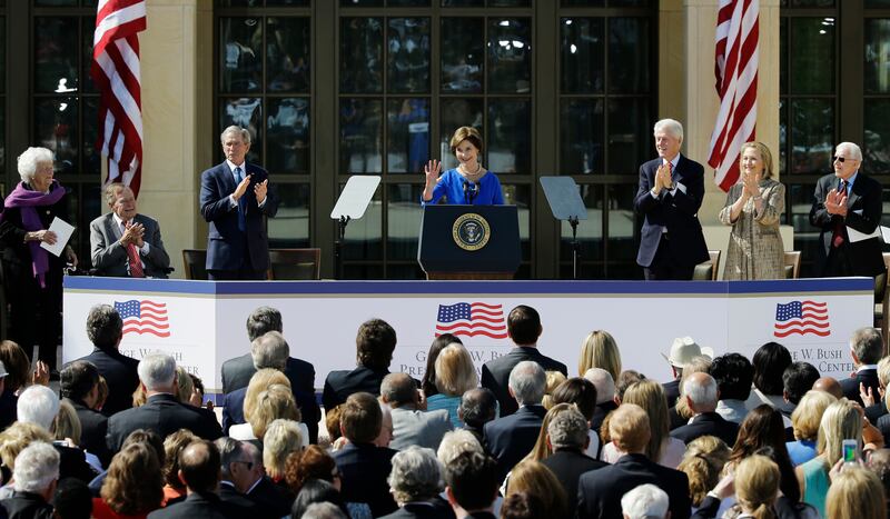 galleries/2013/04/25/look-who-went-to-the-bush-library-opening-ceremony-photos/bush-library-15_zdzvk3