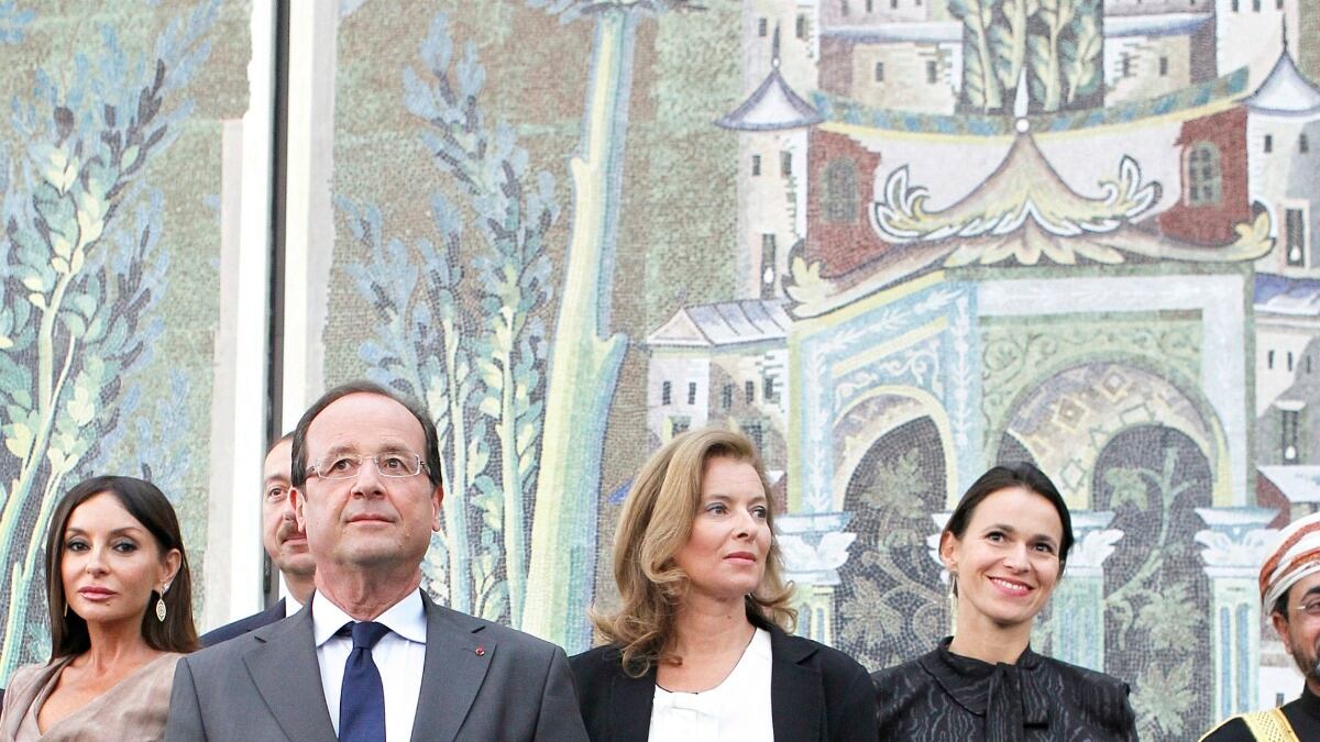 cheats/2012/09/21/louvre-opens-islamic-wing/louvre-islamic-wing-cheat_tlflf1