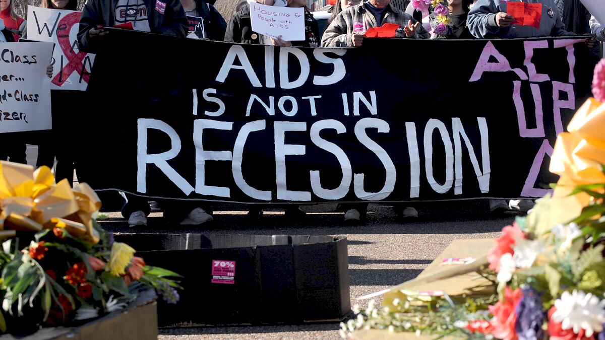 cheats/2011/11/29/dismal-hiv-stats-for-u-s/aids-usa-care-cs_twasbx