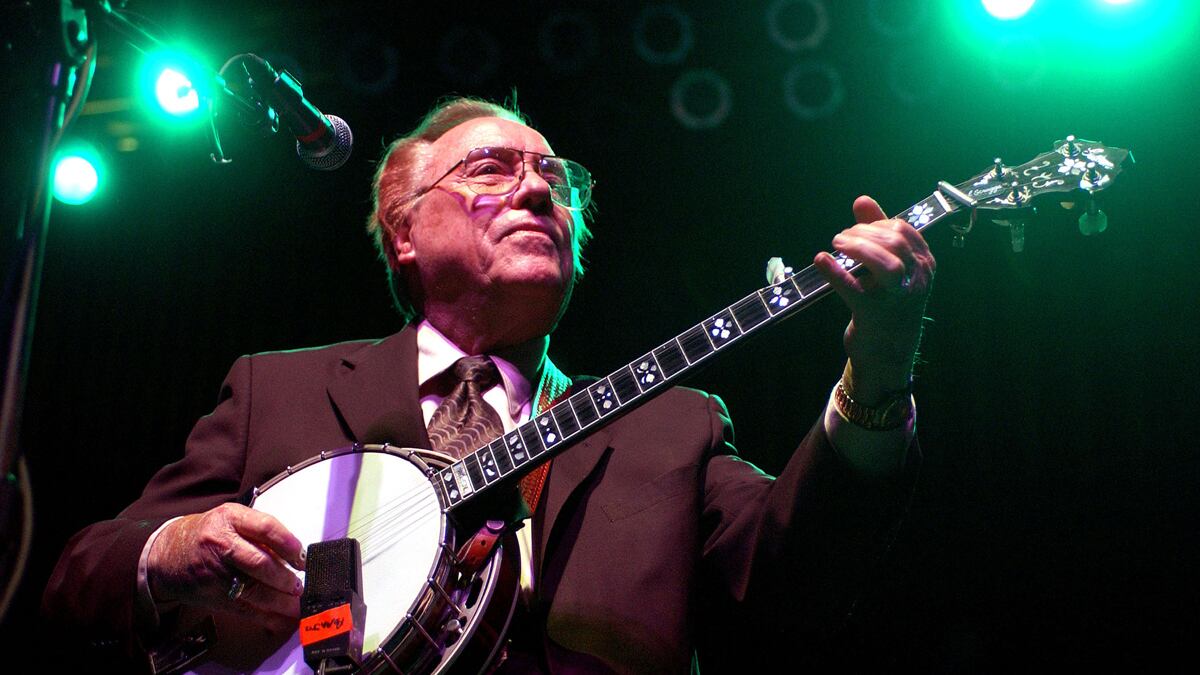 articles/2012/03/29/earl-scruggs-dead-at-88-pioneered-a-banjo-style-imitated-but-never-equaled/earl-scruggs-obit-jones_m0knqw