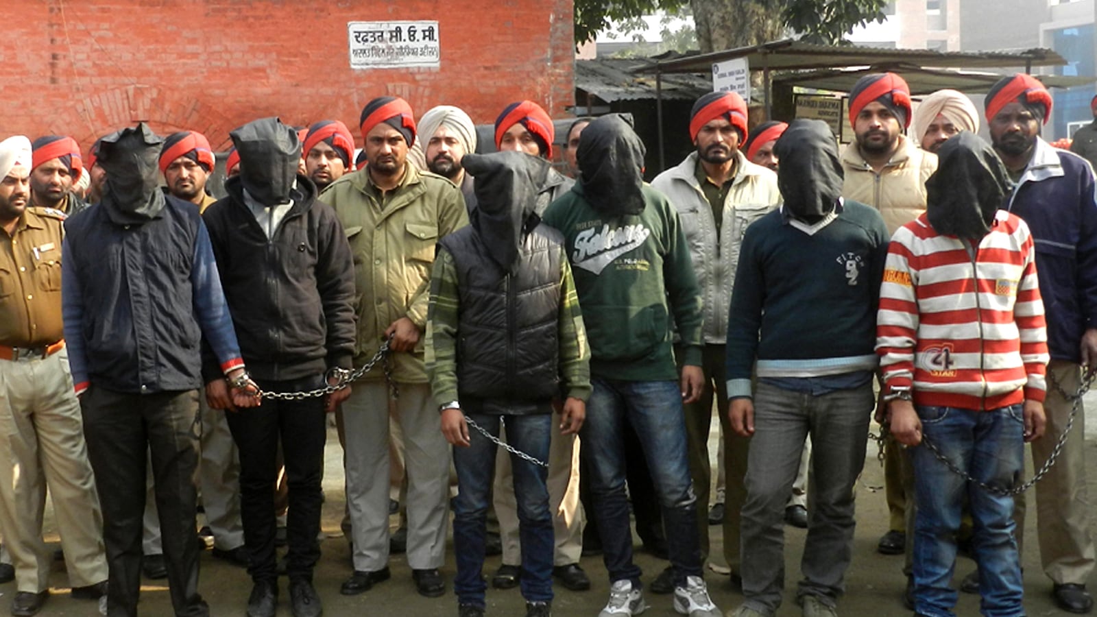 cheats/2013/01/13/7-men-rape-woman-on-bus-in-india/130113-india-punjab-new-gang-rape-bus-cheat_bwxcje