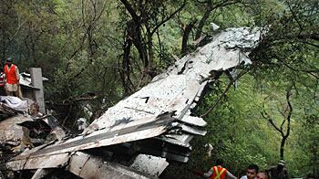 articles/2010/07/28/pakistan-plane-crash-was-the-budget-airline-to-blame/irving-pakistan-airline-crash_116463_jyuwn6