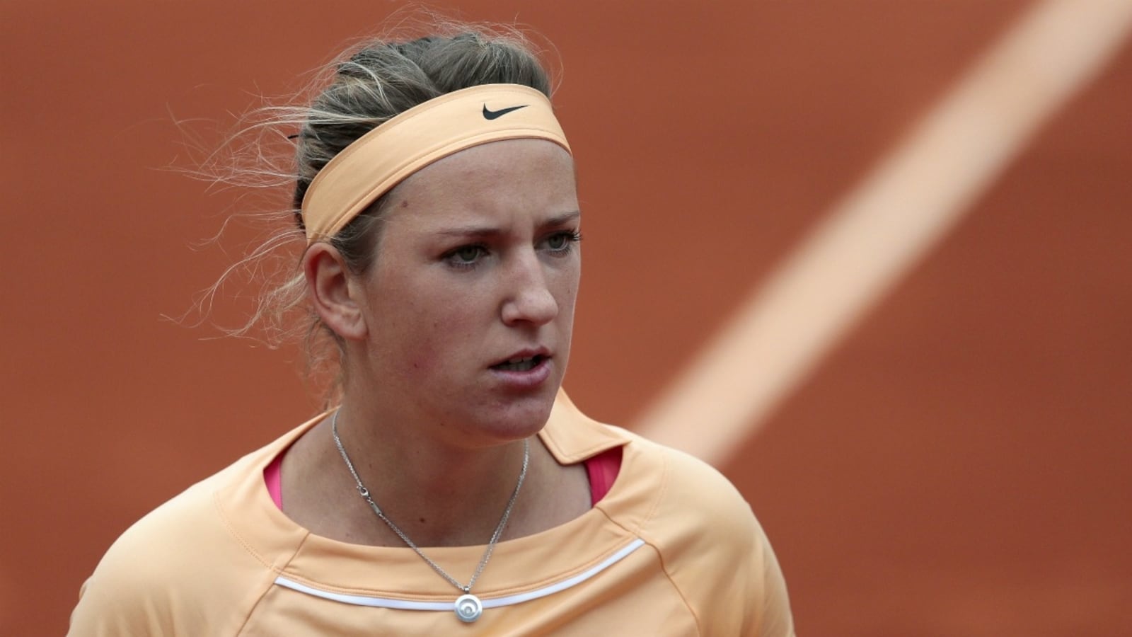 cheats/2012/06/03/top-ranked-azarenka-falls-at-french-open/woman-tennis-france-cheat_cftknq