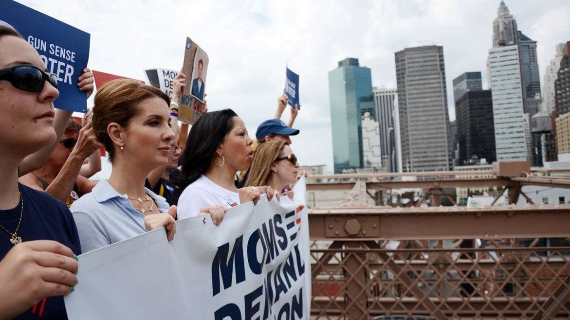 articles/2014/10/16/use-your-vote-to-take-stand-against-domestic-violence/141016-watts-vote1_xhkla4