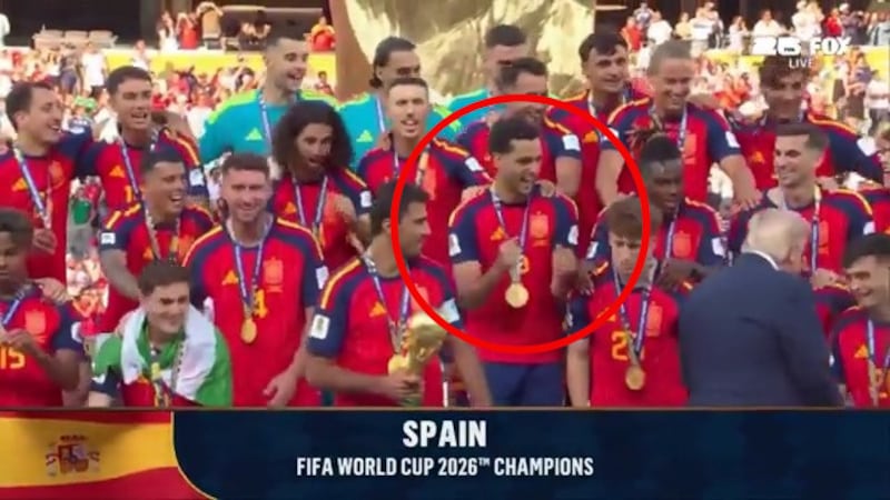 Mikel Merino does the Trump dance.