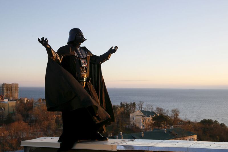 galleries/2015/12/12/a-day-in-the-life-of-ukraine-s-darth-vader-photos/151211-darth-ukraine8_pje92d