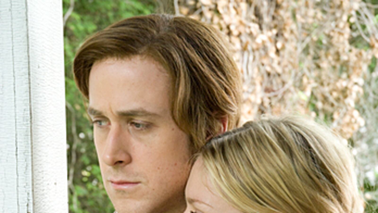 articles/2011/01/02/kirsten-dunsts-comeback-all-good-things-lars-von-trier-and-on-the-road/rushfield-kirsten-dunst_149601_c3il64