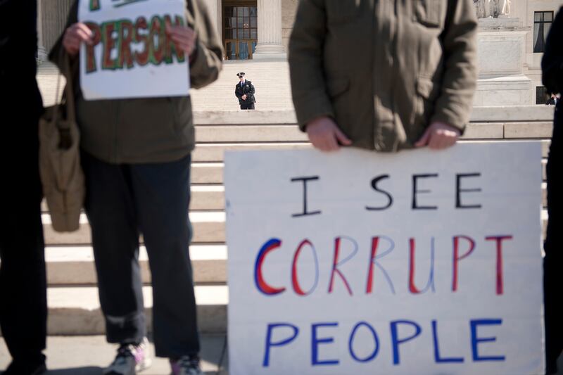 articles/2012/09/20/our-toothless-campaign-finance-watchdogs/campaign-finance-fec-super-pac-avlon_wkanhg