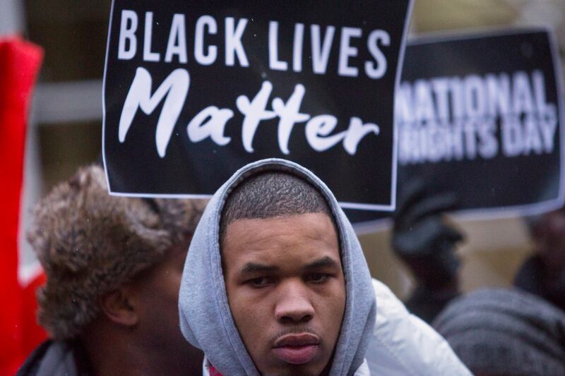 articles/2014/12/11/city-hall-s-favorite-protesters/141210-siegel-city-hall-embed1_lb7a8p