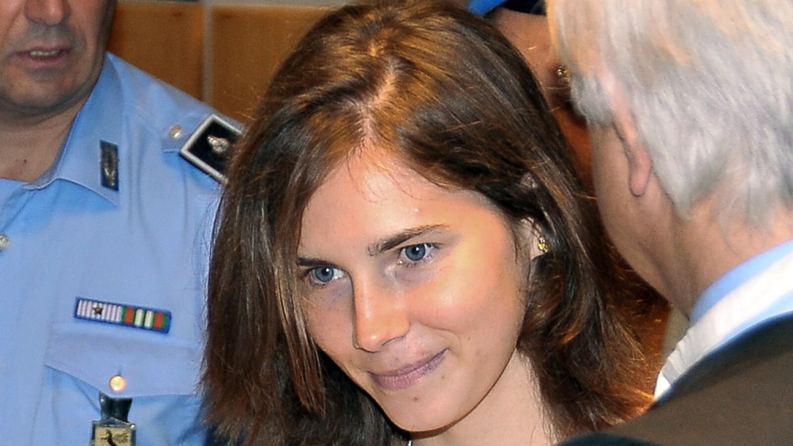 cheats/2011/07/25/experts-knox-cops-botched-dna/foxy-knoxy-cs_eei1mo