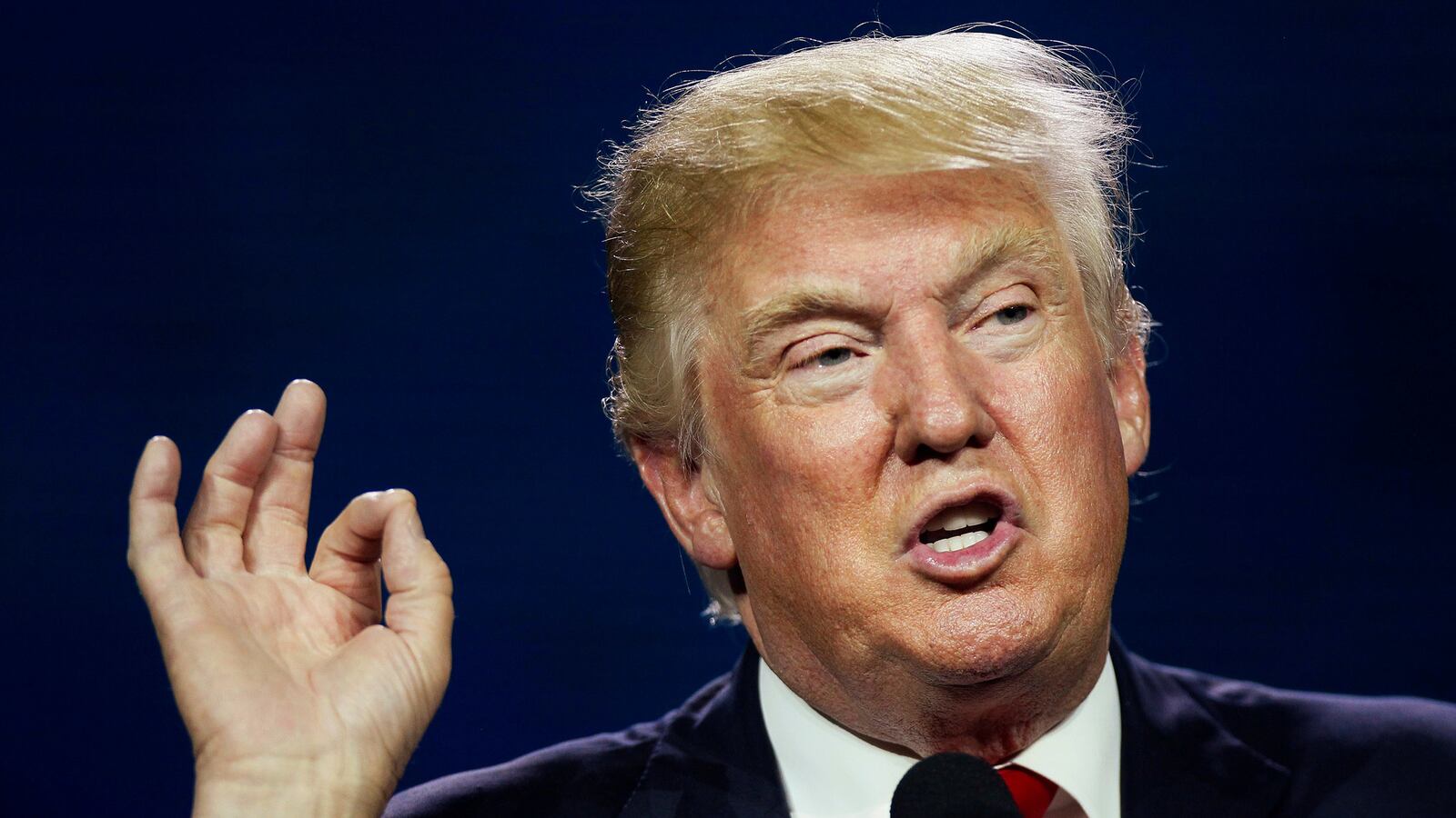 articles/2016/07/05/kkklinton-pro-trump-super-pac-tries-to-tie-hillary-to-the-klan/160705-swin-donald-tump-tease_ow8zjm