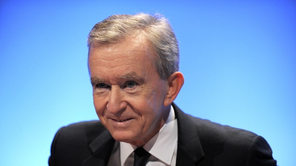 articles/2013/04/11/bernard-arnault-withdraws-application-for-belgian-citizenship-california-school-bans-leggings-as-pants/Bernard_Arnault_Fashion_CS_ekb02n