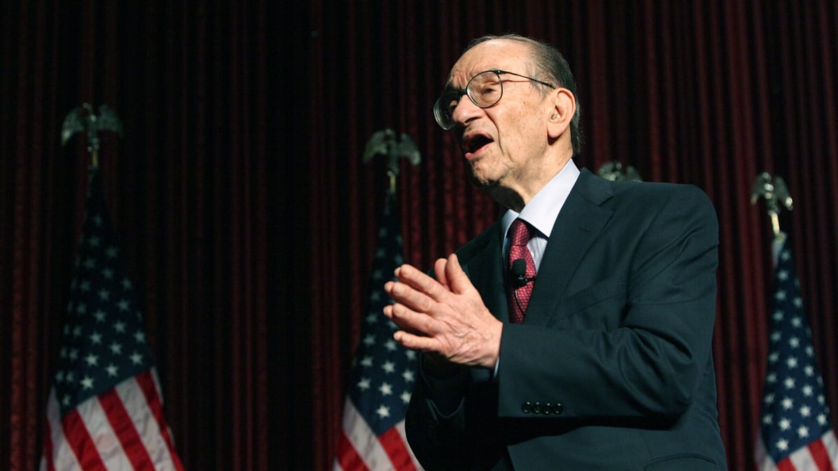 articles/2011/07/01/alan-greenspan-u-s-may-default-blames-president-obama/greenspan-grove_rhqsoq