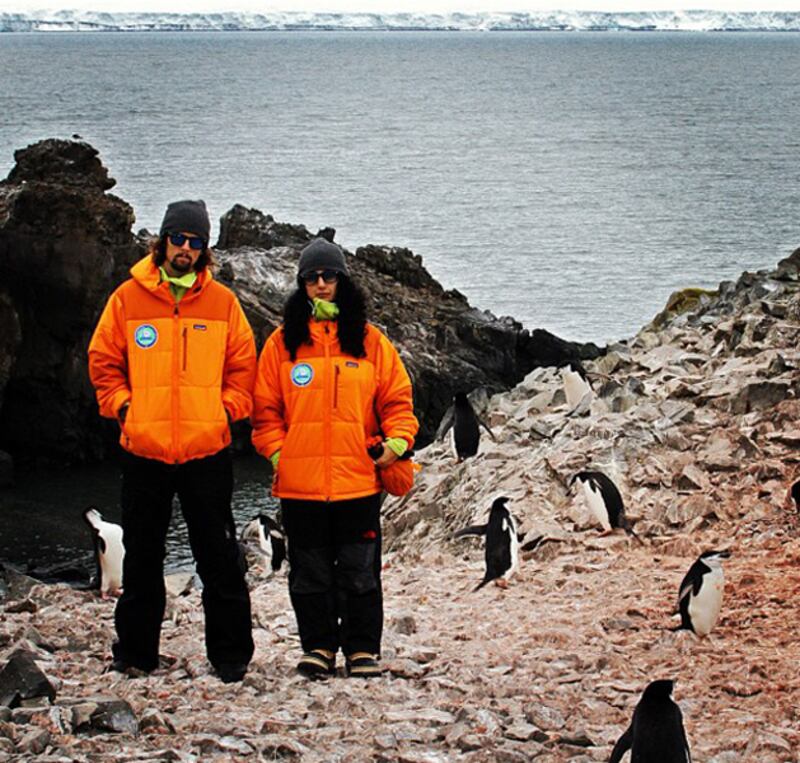 galleries/2012/02/04/zooey-deschanel-samuel-l-jackson-more-celebrity-twitter-pictures-photos/twitpics-mraz_wub0mp