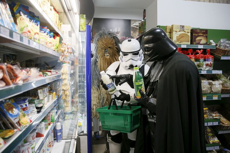 galleries/2015/12/12/a-day-in-the-life-of-ukraine-s-darth-vader-photos/151211-darth-ukraine3_emoc64