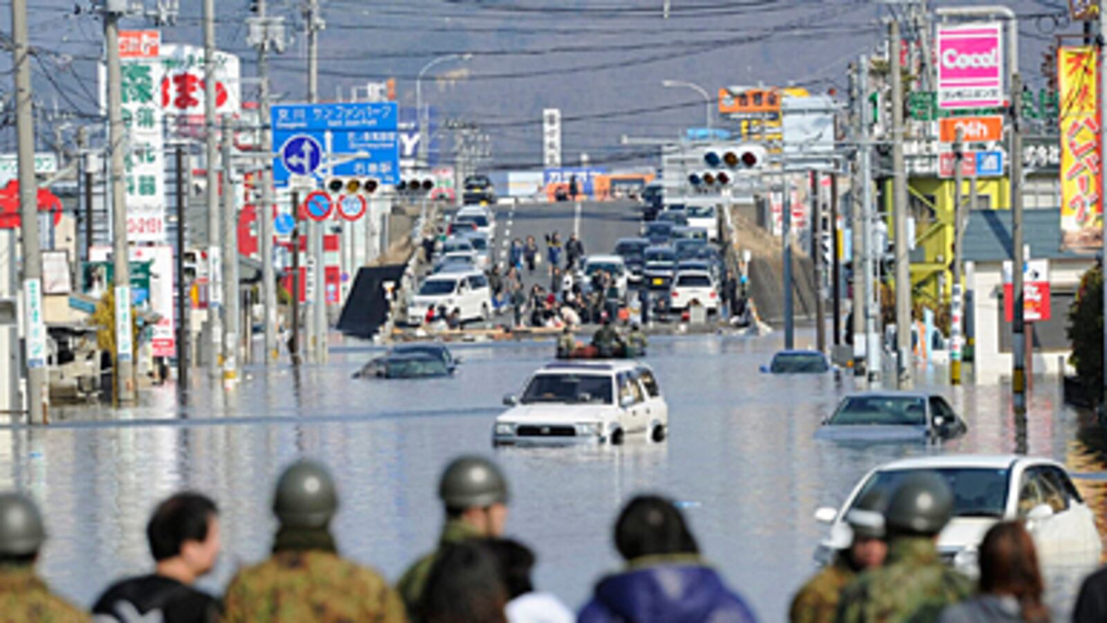 articles/2011/03/16/japan-survivors-survivalist-instinct/japan-quake_z24gi1