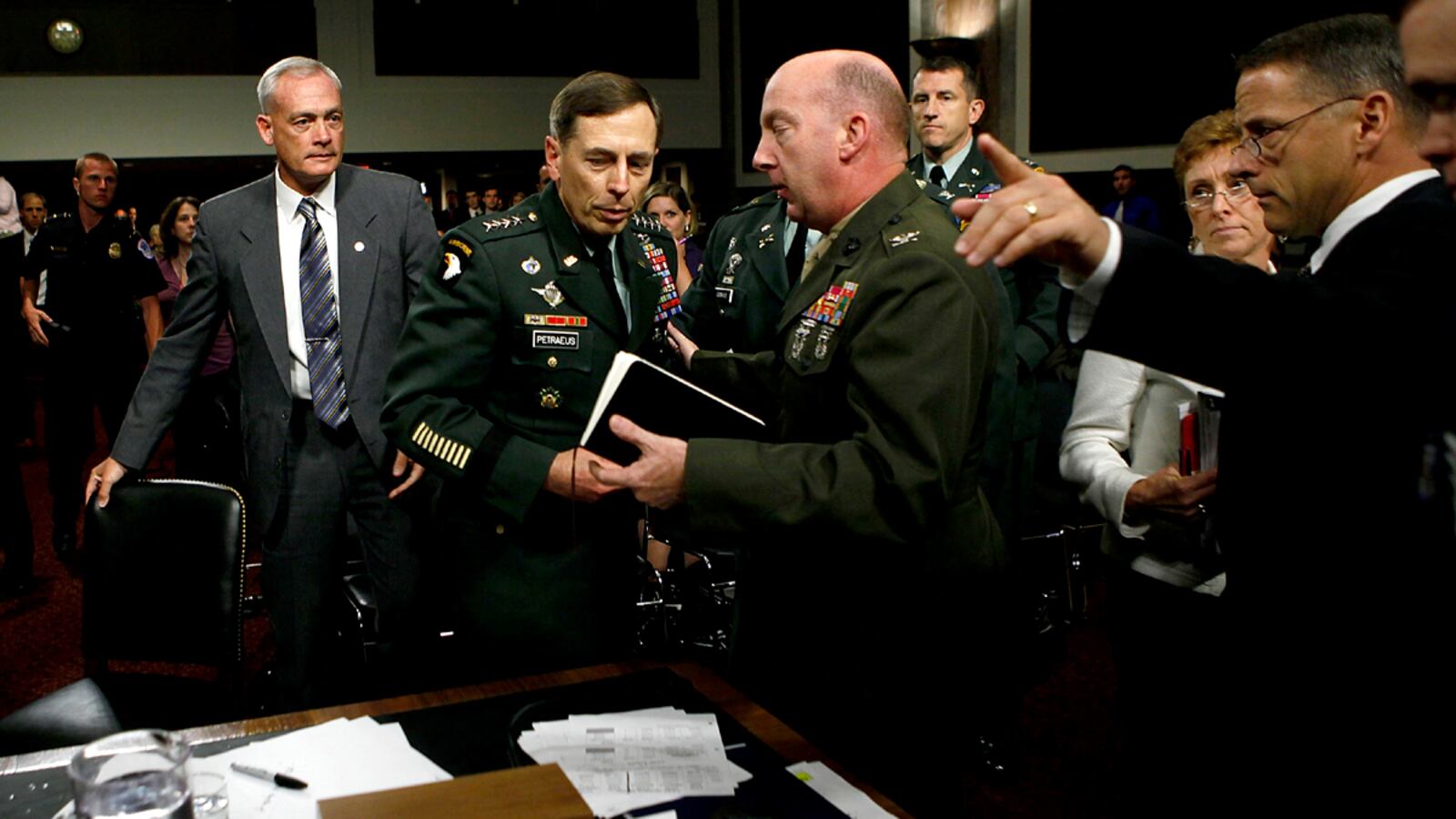 cheats/2012/11/14/official-petraeus-s-last-days-strained/petraeus-ill-senate-hsmall_evuose
