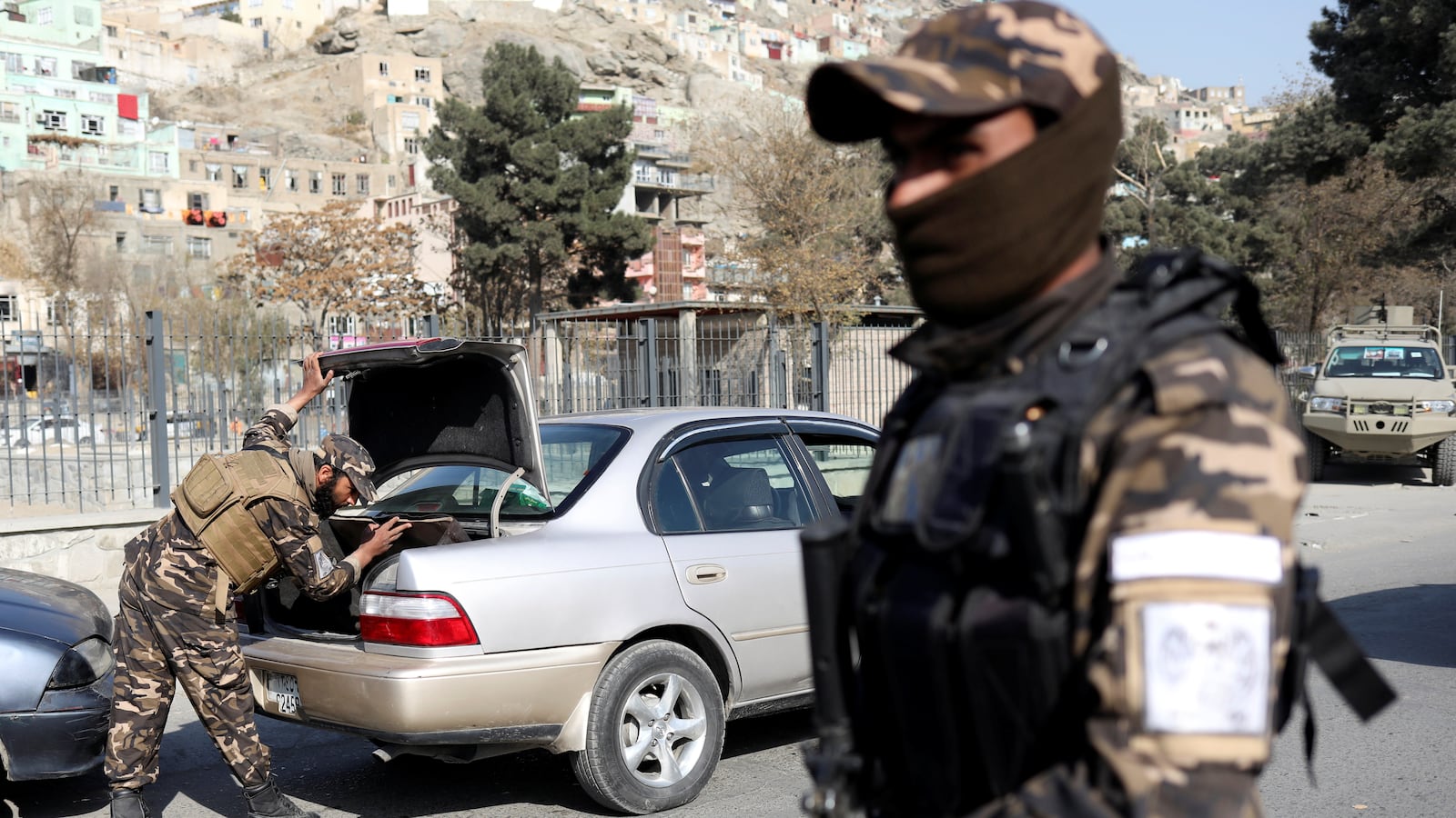 2021-11-27T143318Z_1837118270_RC2Z2R9M3DFY_RTRMADP_3_AFGHANISTAN-SECURITY_cjiuun