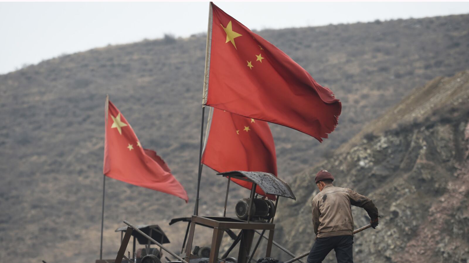 cheats/2016/03/01/china-will-up-to-6m-state-workers/160301-china-layoffs-cheat_gshuma