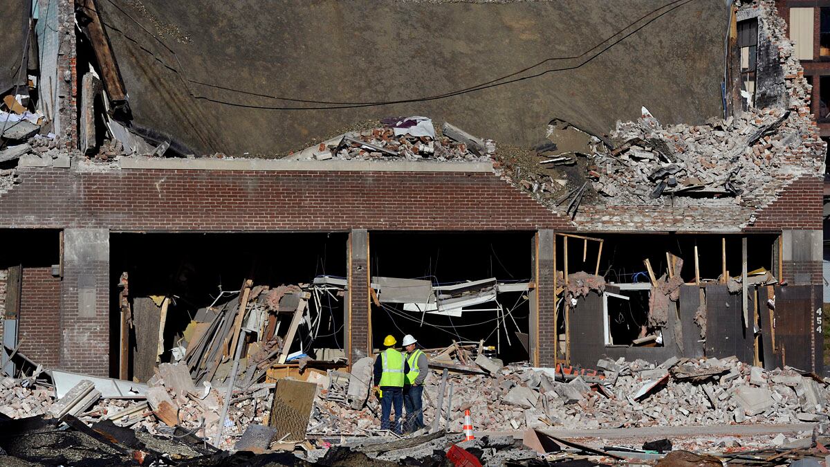 cheats/2012/11/24/gas-leak-explodes-at-strip-club/springfield-gas-explosion-cheat_qbbxj2