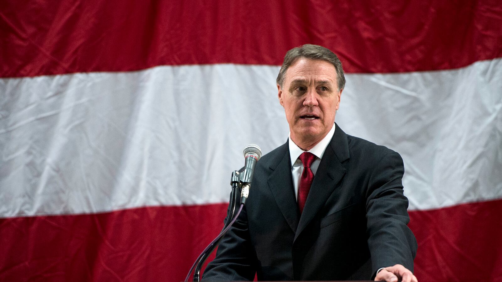 articles/2014/08/11/in-2014-you-can-still-buy-a-senate-seat/140810-McKinnon-sunlight-tease_rszrg4