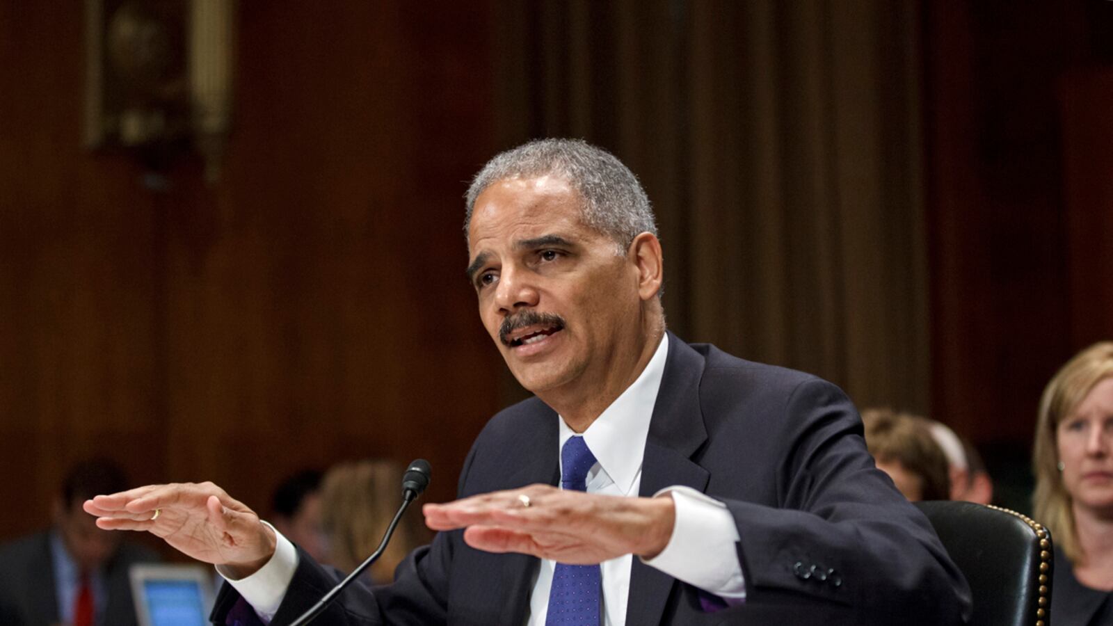 articles/2012/06/22/issa-committee-called-for-justice-department-scalp/eric-holder-gop-battle-klaidman_kdokya