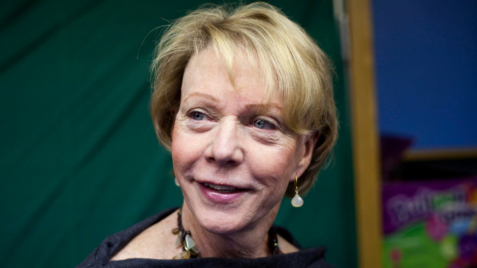 cheats/2011/07/21/cathie-black-in-car-crash-after-party/cathie-black-car-crash-hamptons-cheat_wnwhi1