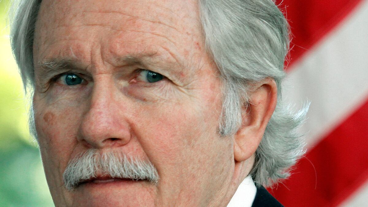 articles/2011/11/23/oregon-governor-s-bold-death-penalty-stand/oregon-governor-death-penalty_zilo3d