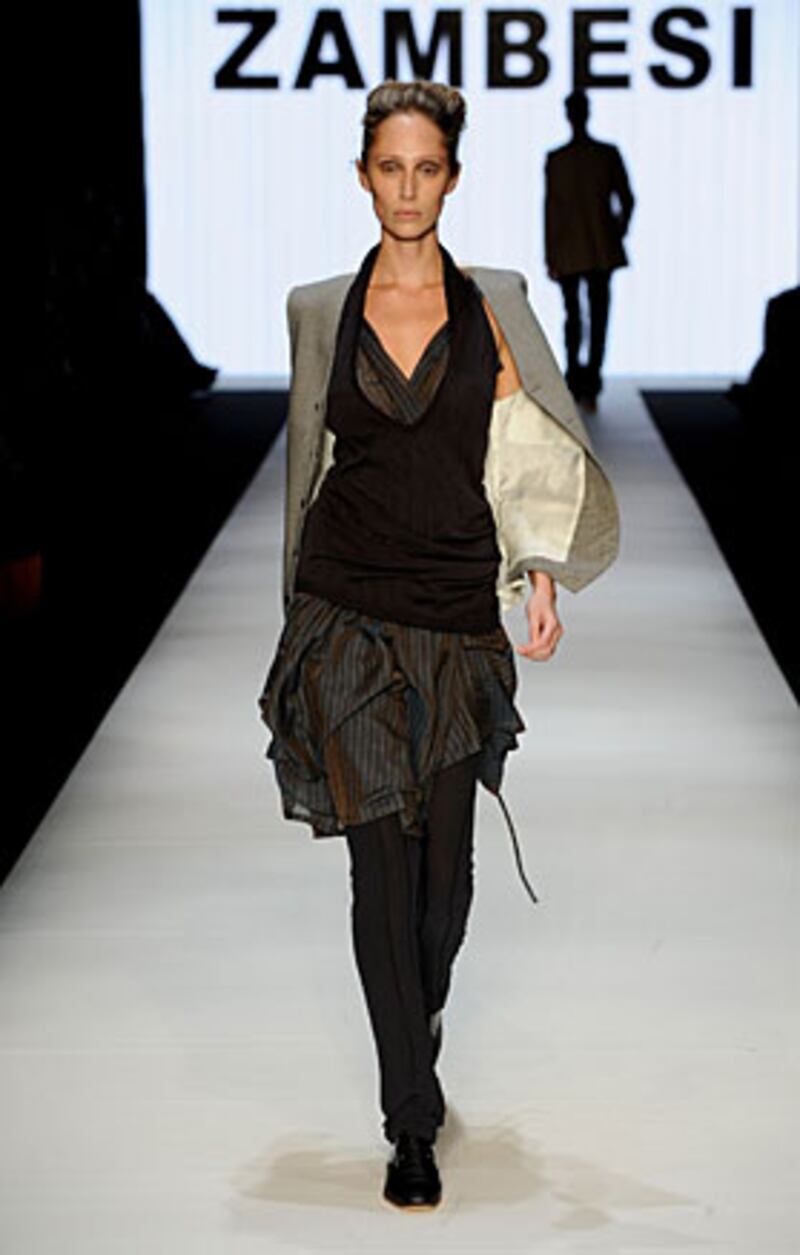 galleries/2009/04/28/australia-fashion-week/australia-fashion-week-12_ru87me