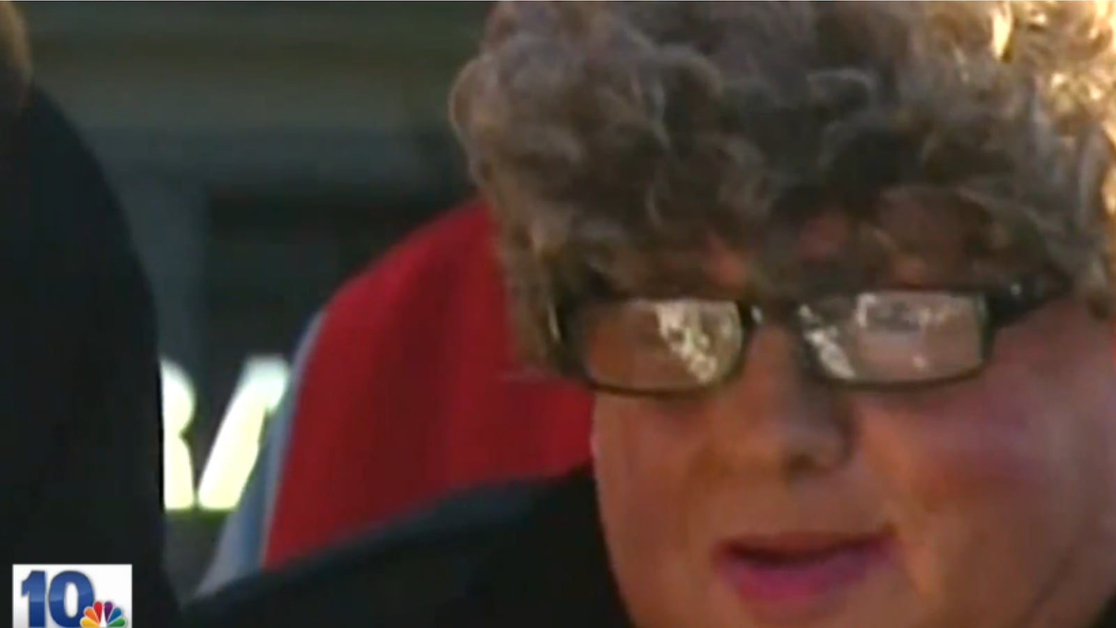 cheats/2016/01/15/ri-official-quits-after-faking-photo-op/160115-wjar-cheat_d8w1he