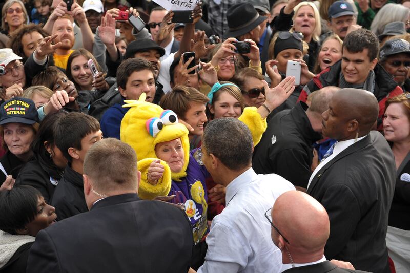 articles/2012/10/25/donald-trump-gloria-allred-2012-presidential-race-turns-into-clown-campaign/kurtz-obama-clown-campaign-tease-embed_wxyqvr