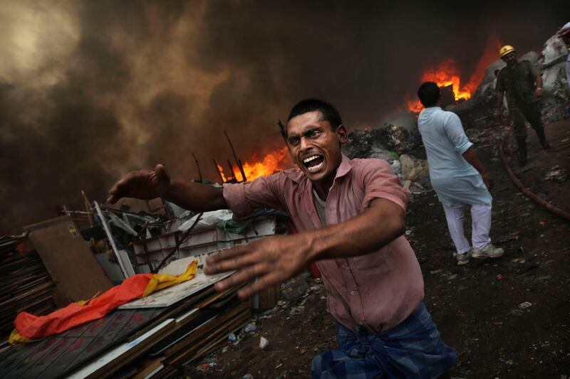 galleries/2012/12/23/2012-in-review-the-year-in-photos/yip-fire_o8tisn