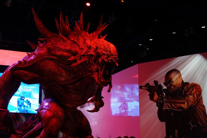 articles/2015/06/09/lux-guide-e3-the-video-game-industry-s-biggest-party/150609-delta-e3-embed-1_brkgby