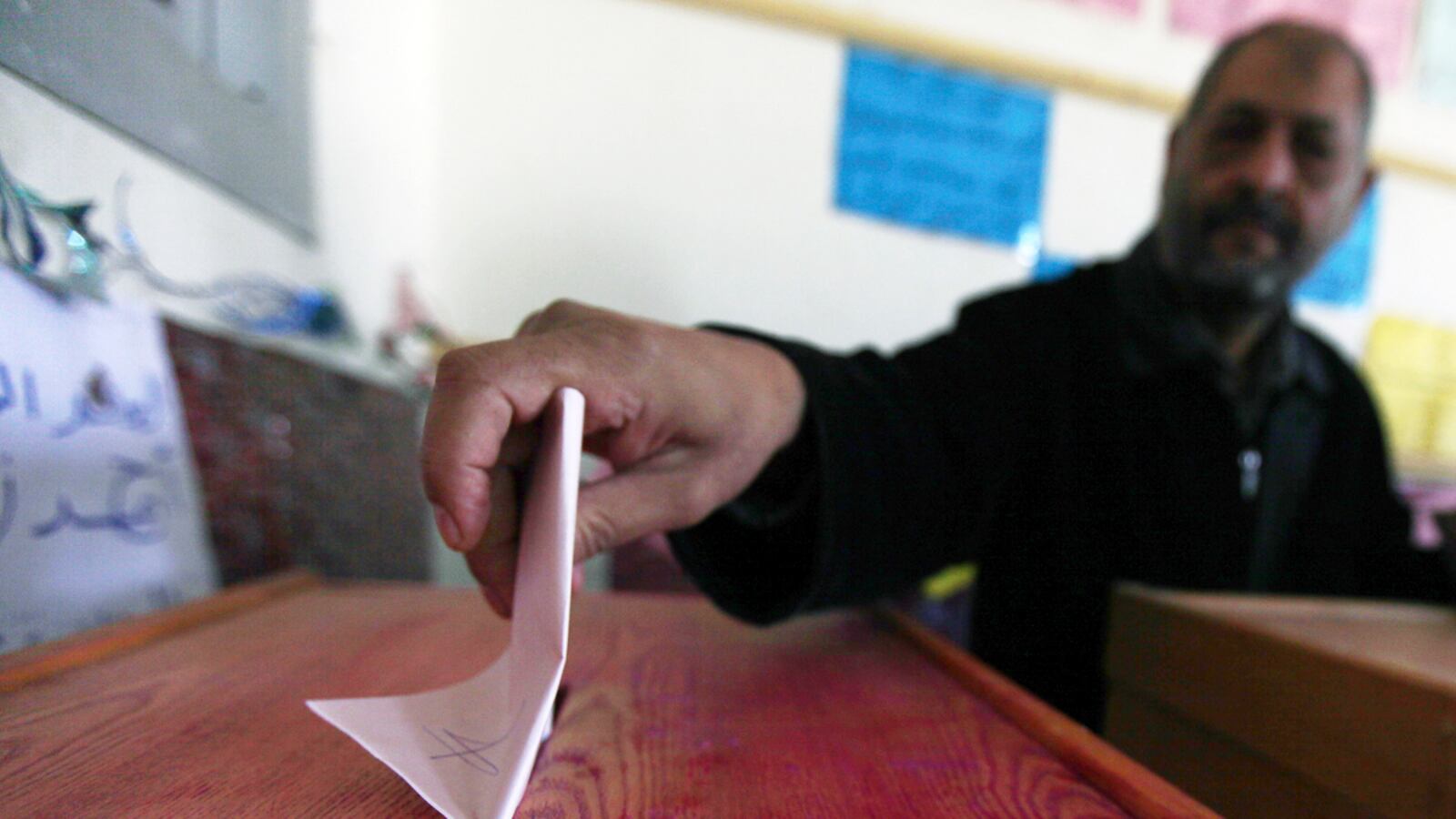 articles/2011/11/28/egypt-votes-in-first-post-mubarak-elections/egypt-votes-landmark-election-giglio_neoc8v