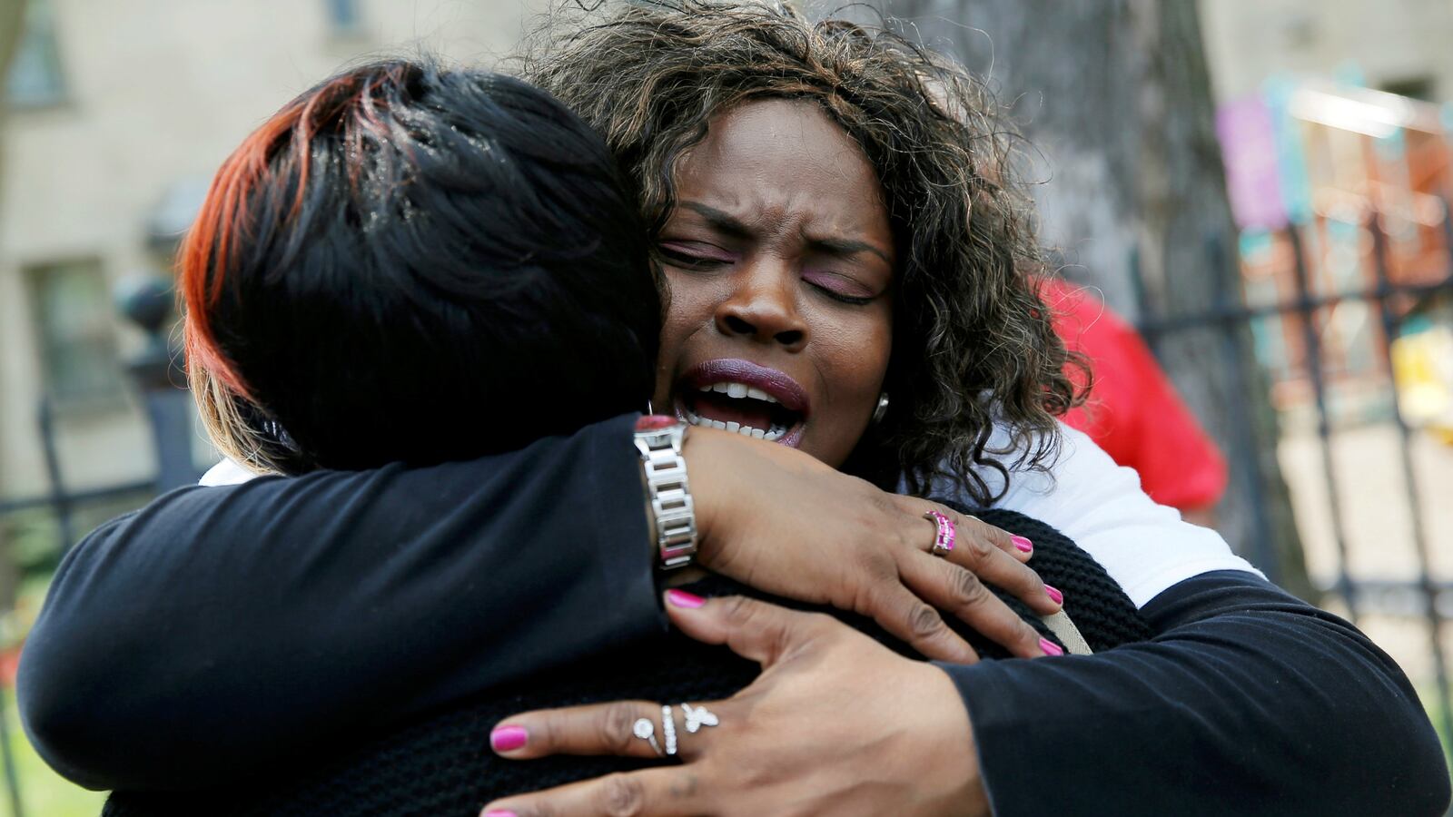 cheats/2016/09/01/chicago-records-deadliest-month-in-august/160901-chicago-violence-cheat_vzr3pt