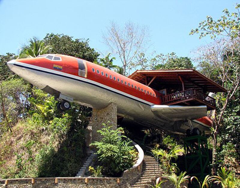 galleries/2013/06/23/six-hotels-in-unlikely-places-photos/130620-slide1-hotel-plane-gallery_zbfvdb