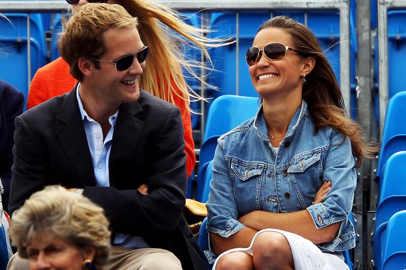 galleries/2011/12/16/pippa-middletons-year-in-romance-photos/pippa-middleton-percy-tennis_b9zwnc