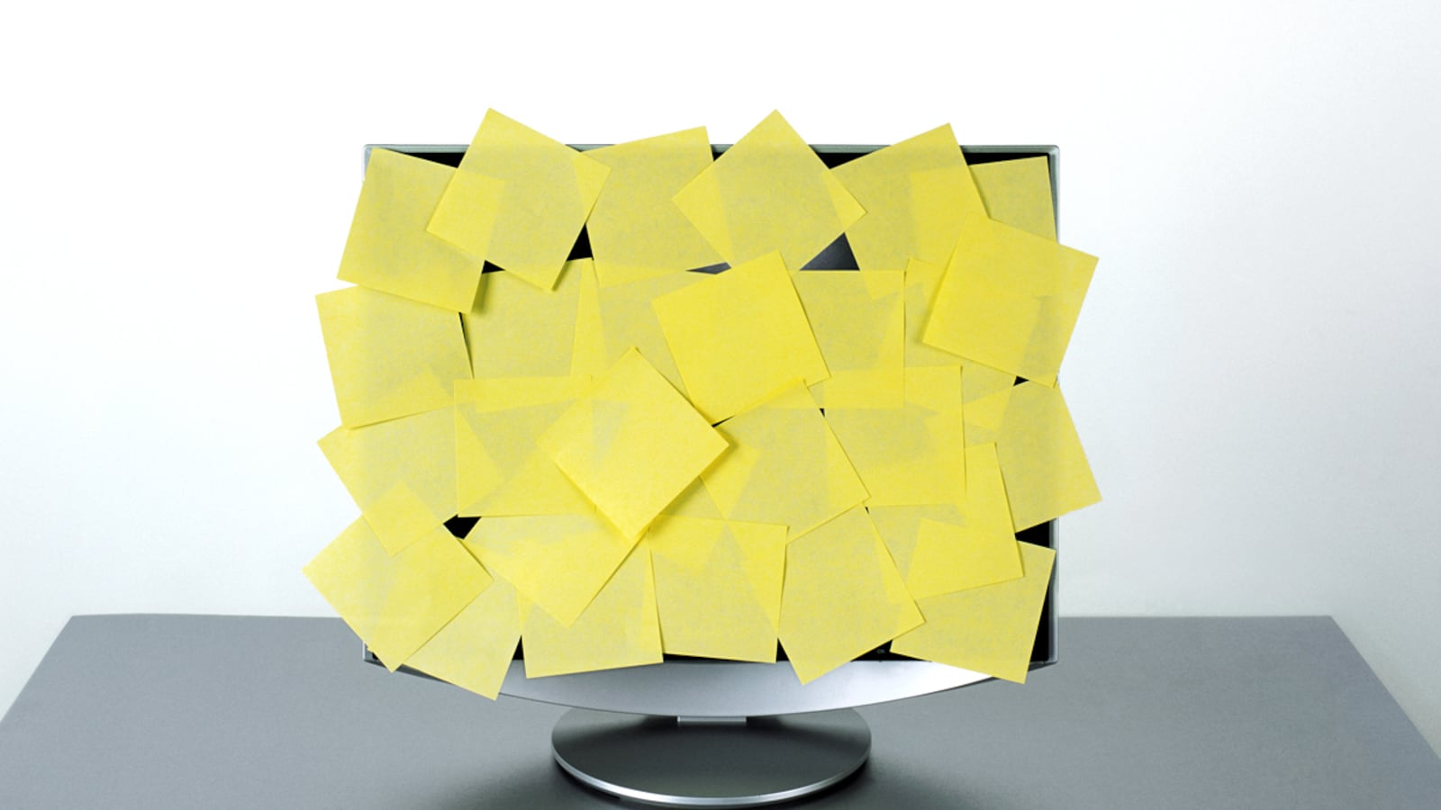 articles/2012/07/16/most-comments-are-horrible-sites-look-for-ways-to-make-them-better/internet-commentors-singal_olhba7