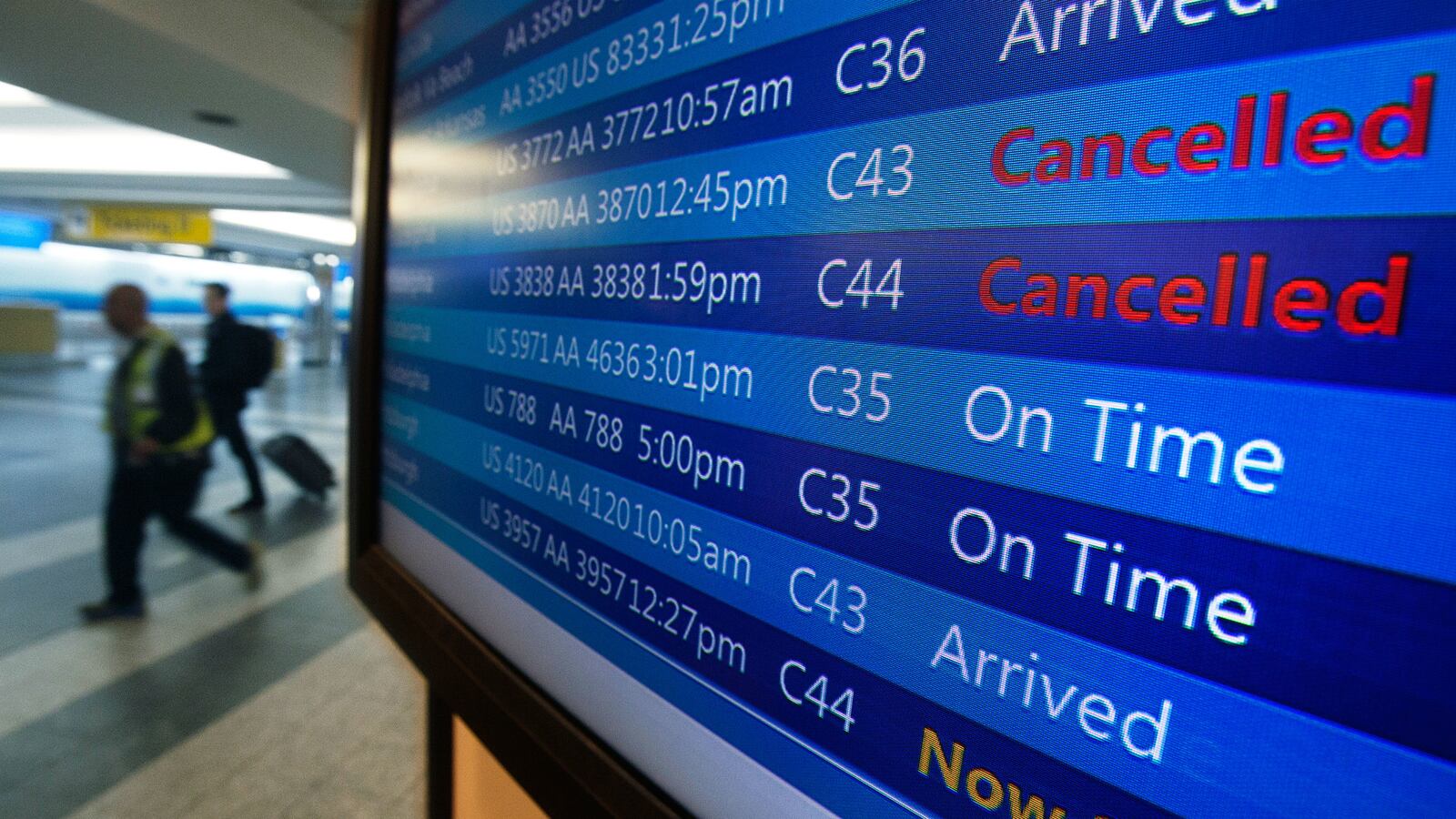 cheats/2015/01/26/blizzard-forces-4-360-canceled-flights/150126-blizzard-cheat_xngfpn