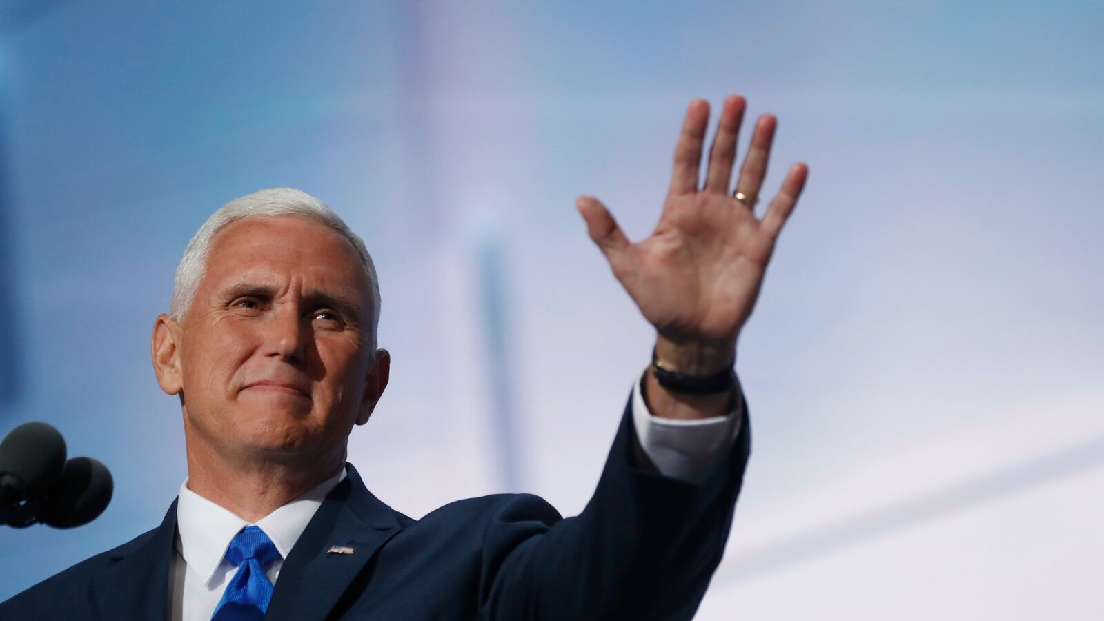 cheats/2016/07/26/pence-s-lt-gov-picked-to-replace-him-on-ballot/160726-mike-pence-cheat_lc0dpw