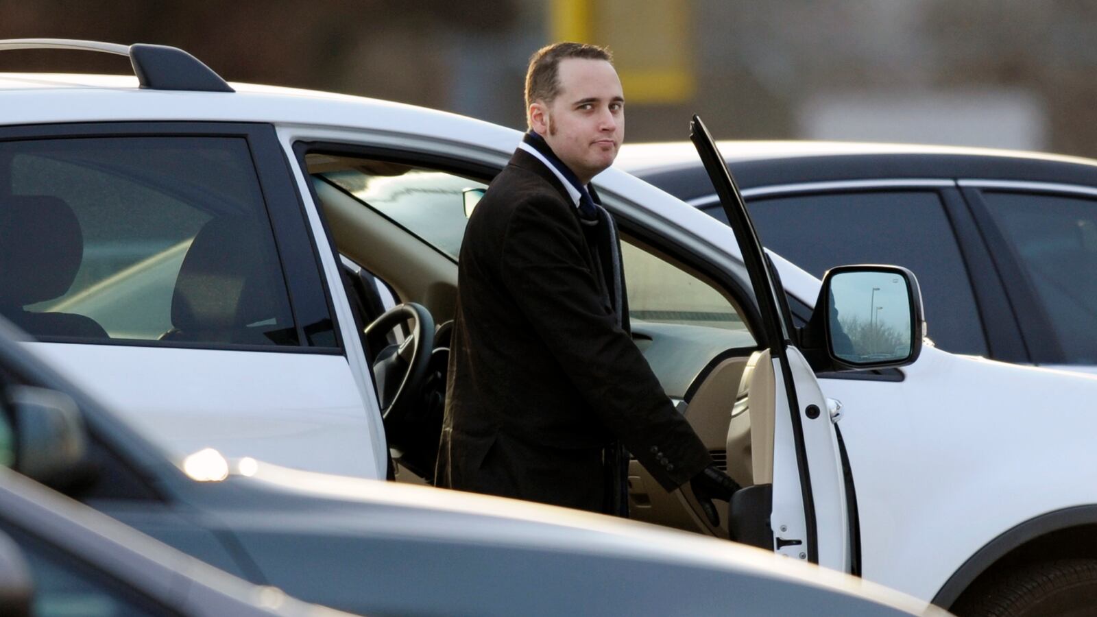 articles/2013/06/05/adrian-lamo-testifies-at-the-trial-of-bradley-manning-the-man-he-turned-in/130604-lamo-manning-speed-read-jacobs-tease_ovxjxr